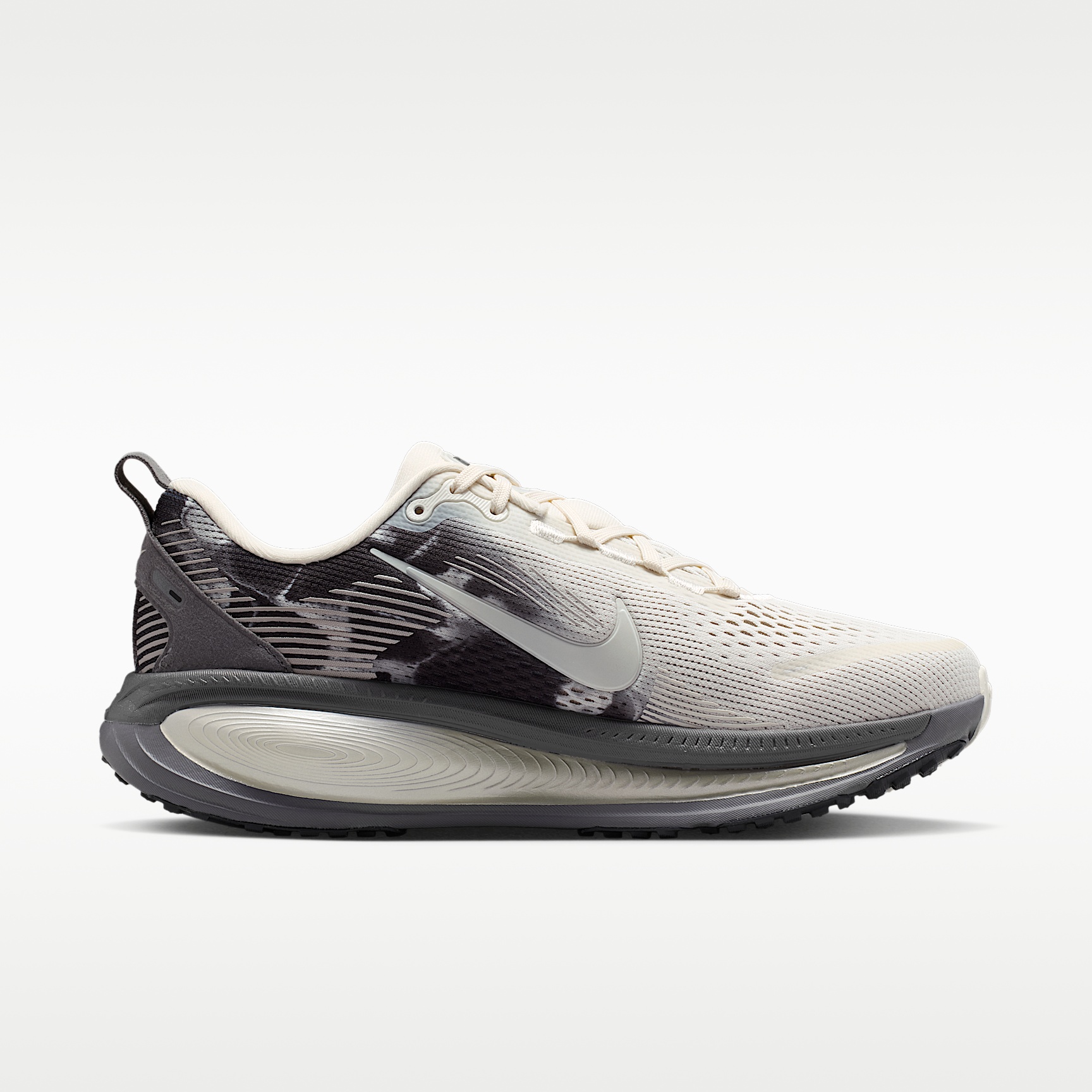 Nike Vomero 18 SE 